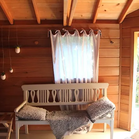 Orion Treehouses Panzió *
