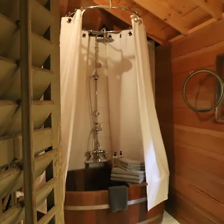 Orion Treehouses Panzió Saint-Paul-de-Vence